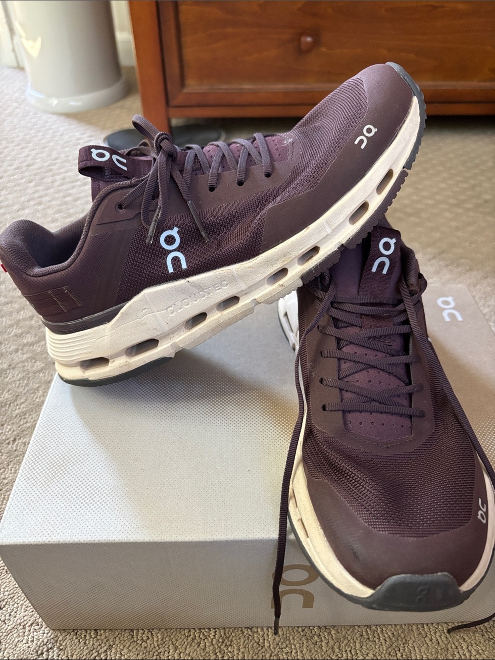 On Running cloudnova form 2 TT  Sneakers in mulberry dew women 8.5